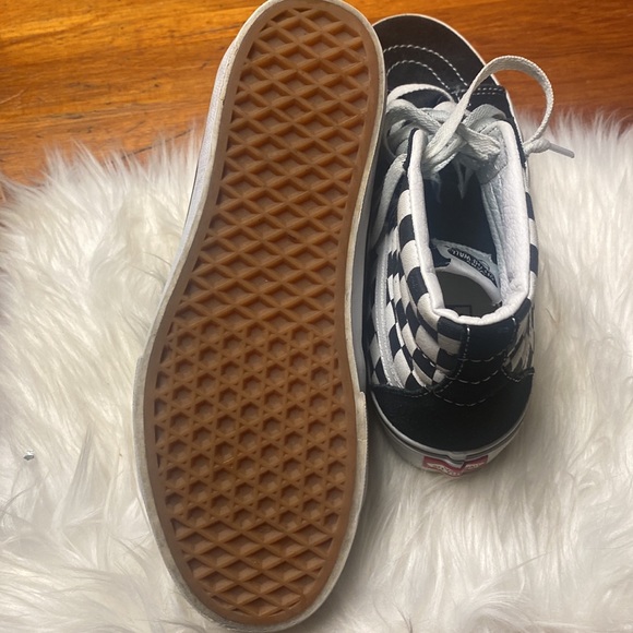 Vans black and white checkerboard hightops size 7 men’s/8.5 women - Picture 5 of 5